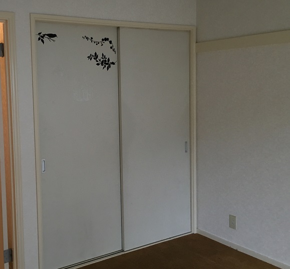 東京都練馬区 Bアパート様 室内・玄関ドア塗装 画像